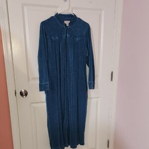 Grandmacore Velvet Robe Size Pm